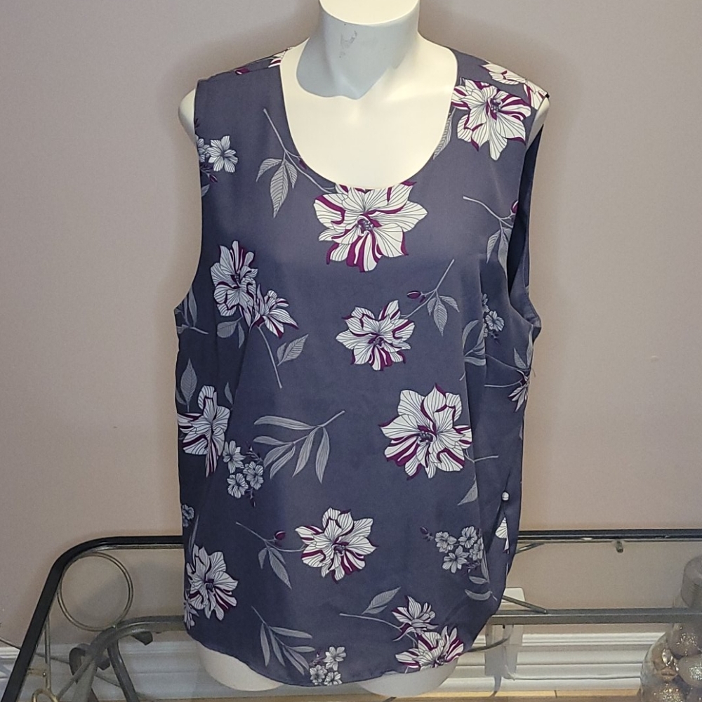 Banana Republic Floral Sleeveless Blouse - Purple and White